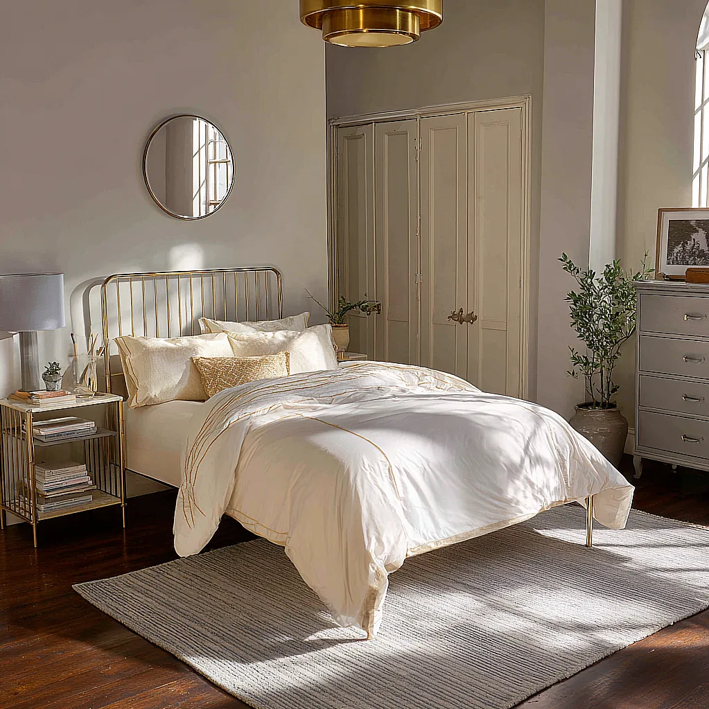 bedroom ideas silver and gold